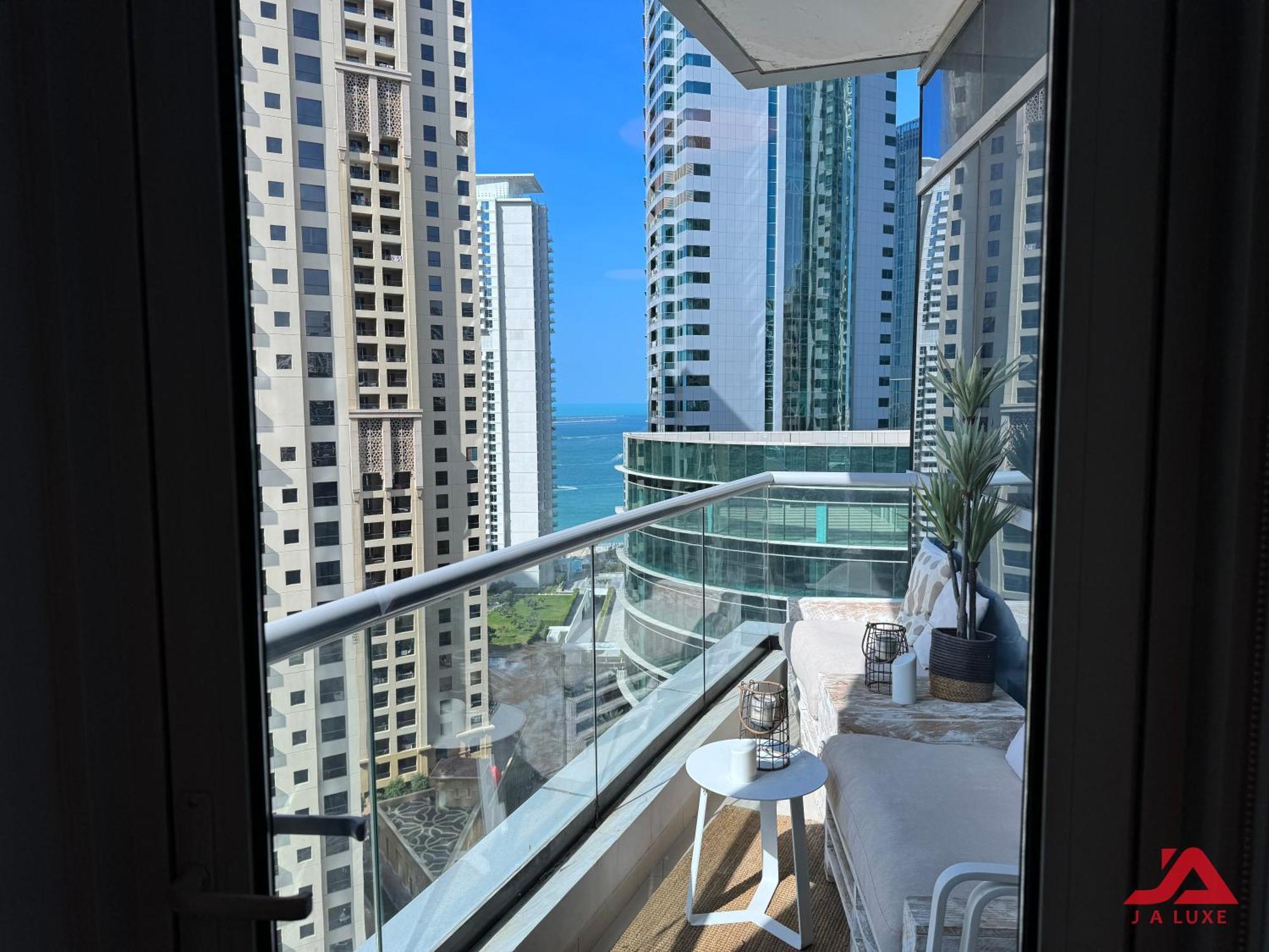 Cozy Marina & Sea View Apt In Bay Central Tower Dubai Marina With Modern Gym & Pool, Steps To Beach & Metro Экстерьер фото