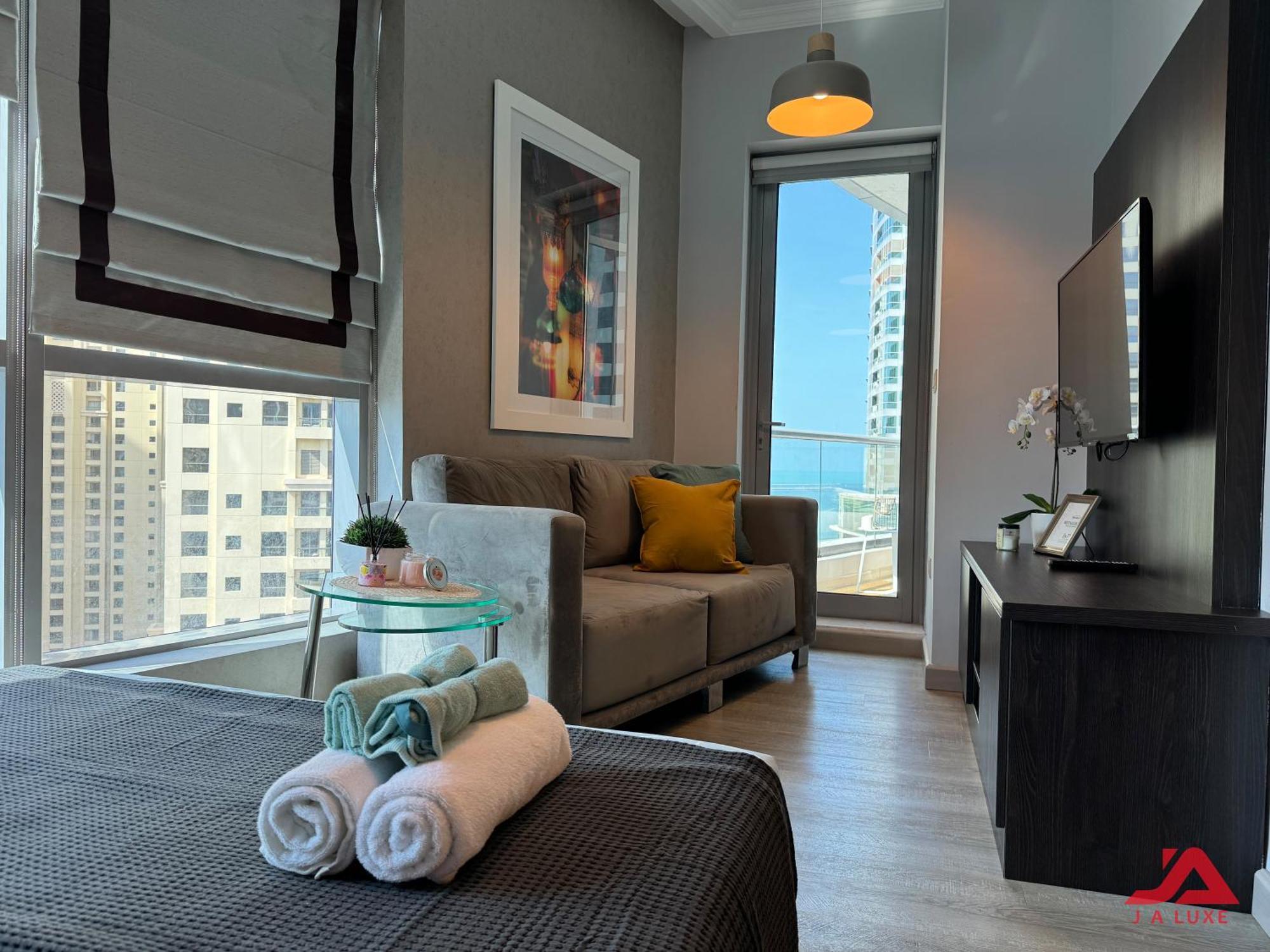 Cozy Marina & Sea View Apt In Bay Central Tower Dubai Marina With Modern Gym & Pool, Steps To Beach & Metro Экстерьер фото