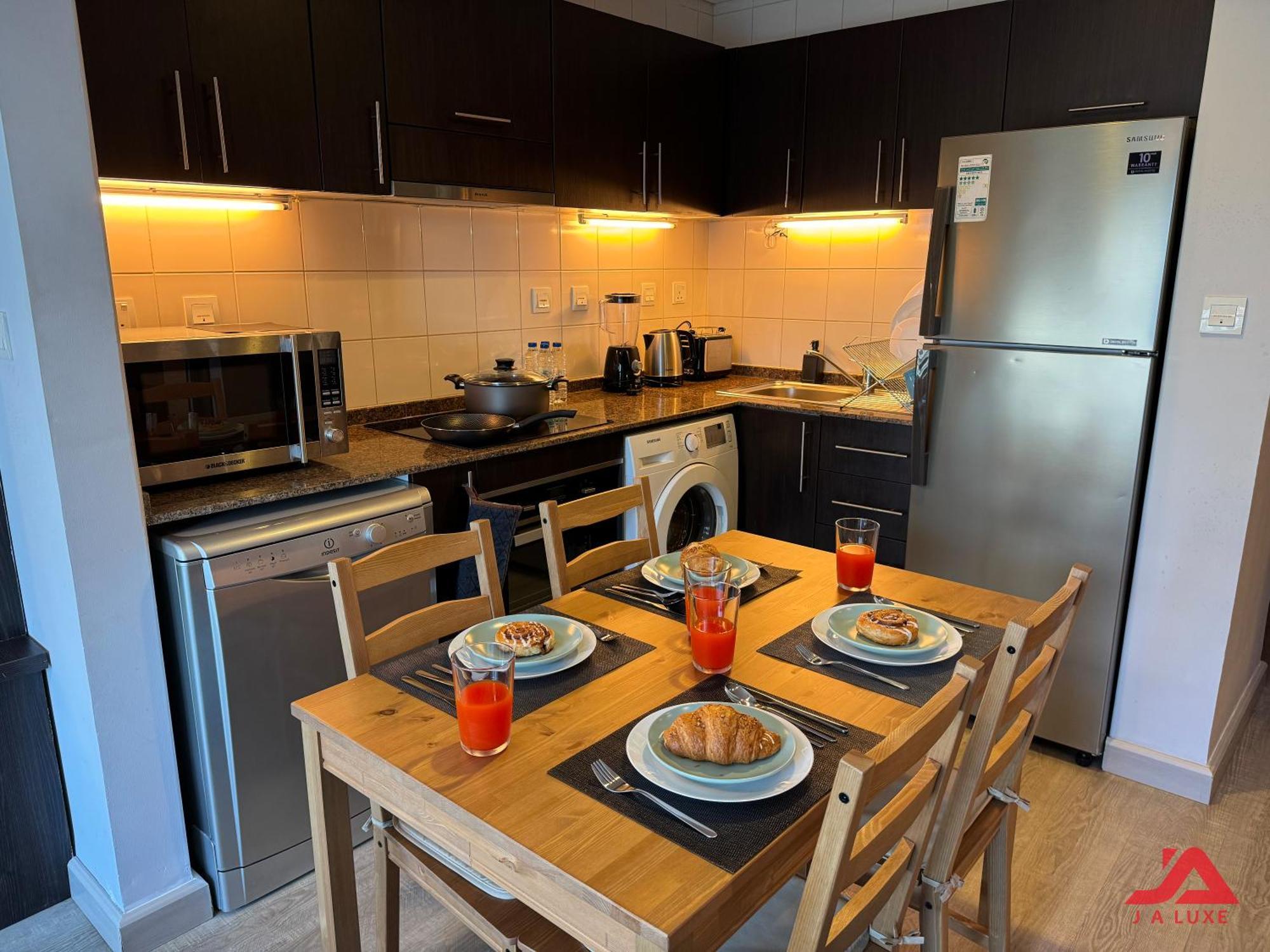Cozy Marina & Sea View Apt In Bay Central Tower Dubai Marina With Modern Gym & Pool, Steps To Beach & Metro Экстерьер фото