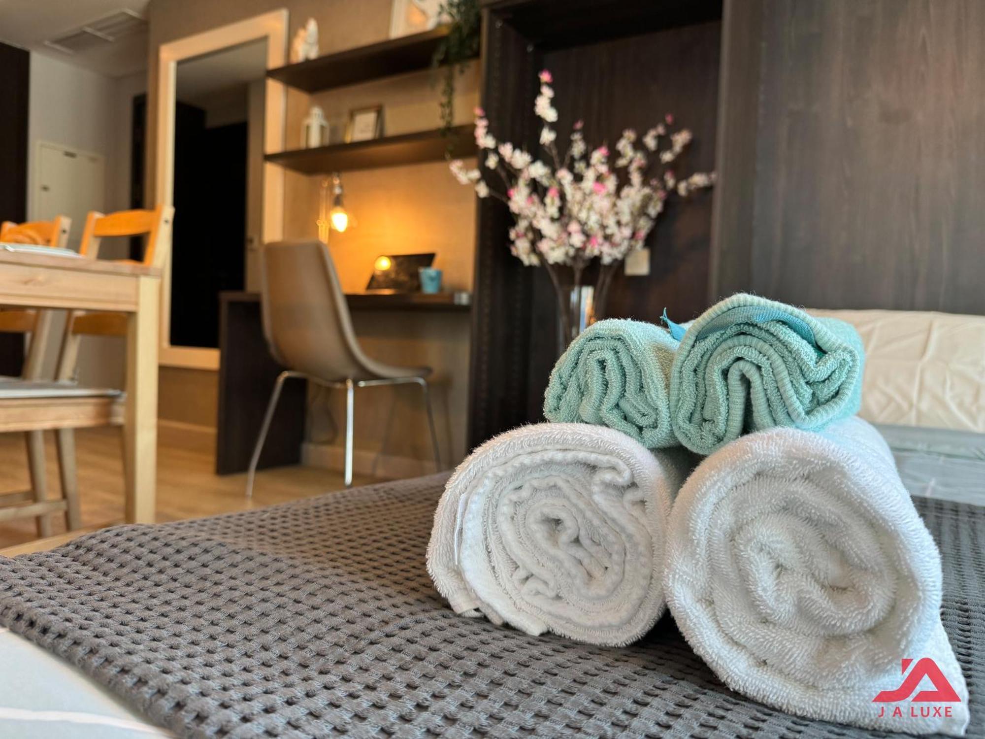 Cozy Marina & Sea View Apt In Bay Central Tower Dubai Marina With Modern Gym & Pool, Steps To Beach & Metro Экстерьер фото