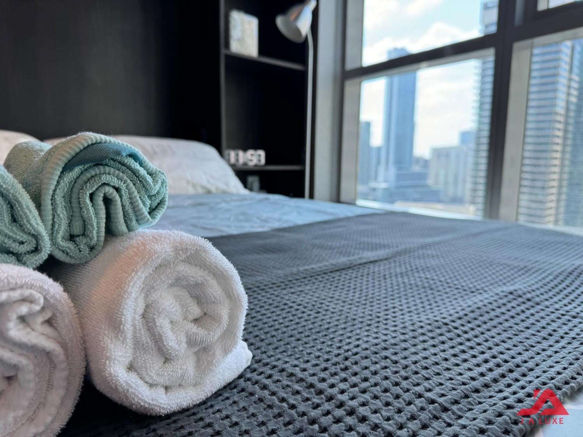 Cozy Marina & Sea View Apt In Bay Central Tower Dubai Marina With Modern Gym & Pool, Steps To Beach & Metro Экстерьер фото